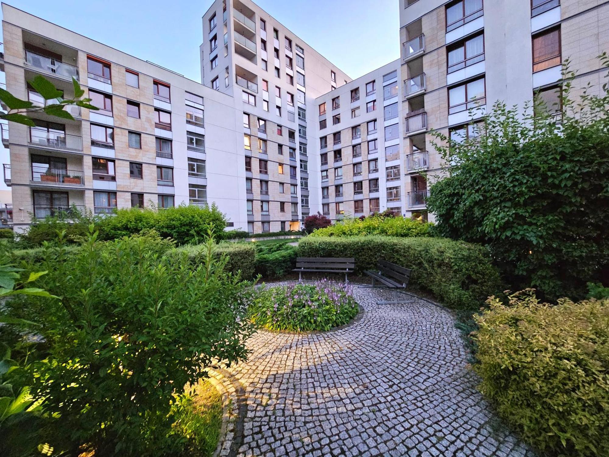 10 Min Do Lotniska, 2 Syp, Ekspres Do Kawy, Kosmetyki Ada, By Visitwarsaw Apartments Exterior photo